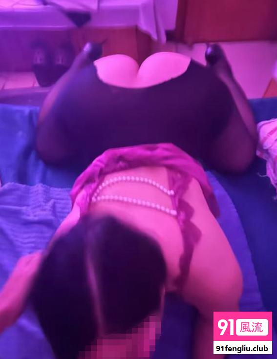 海珠大屁股少妇